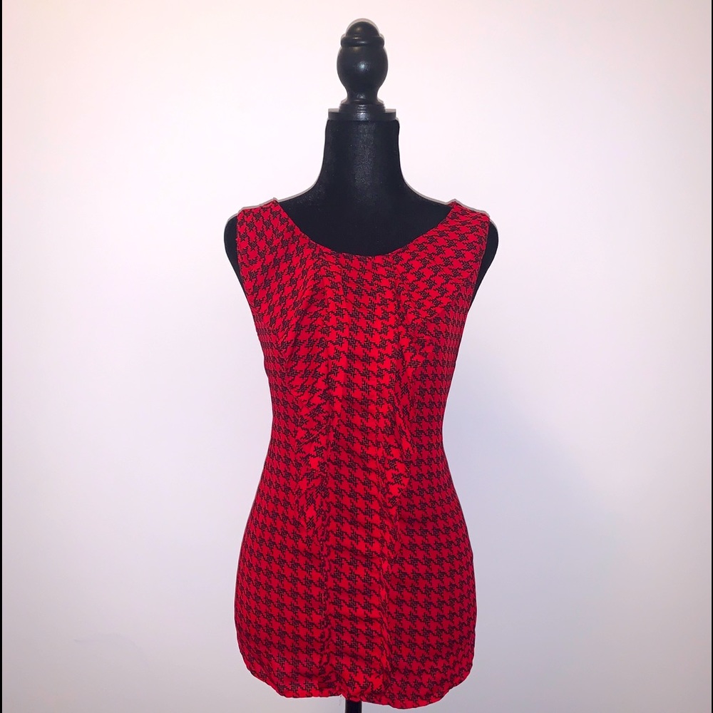 Elle Ruffle Sleeveless Top